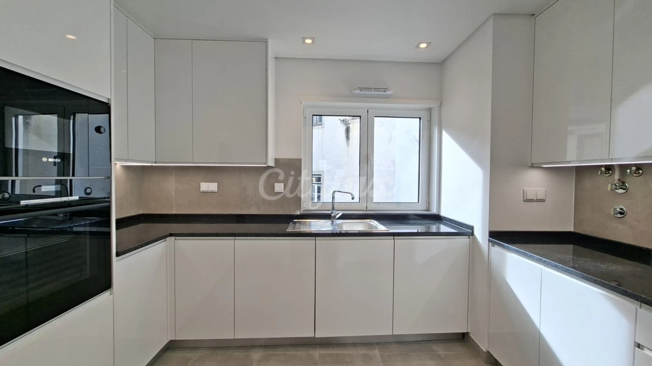 Apartamento T2 para Venda em Cascais e Estoril Foto 4