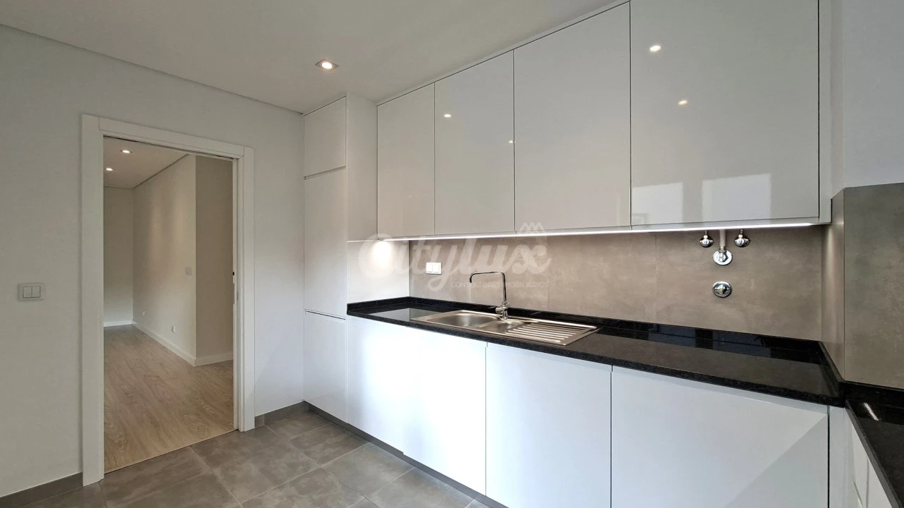 Apartamento T2 para Venda em Cascais e Estoril Foto 6