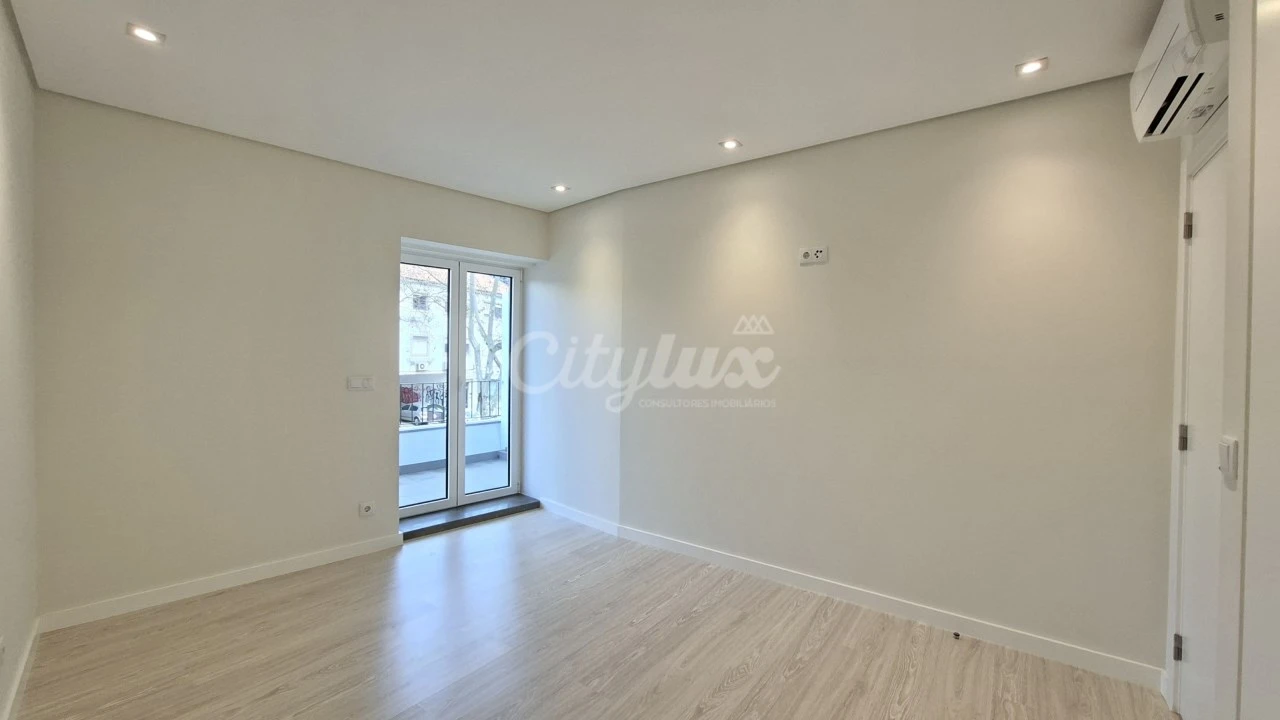 Apartamento T2 para Venda em Cascais e Estoril Foto 12