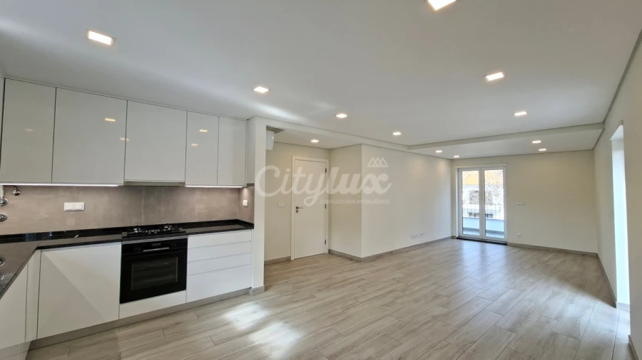 Apartamento T2 para Venda em Cascais e Estoril Foto 8