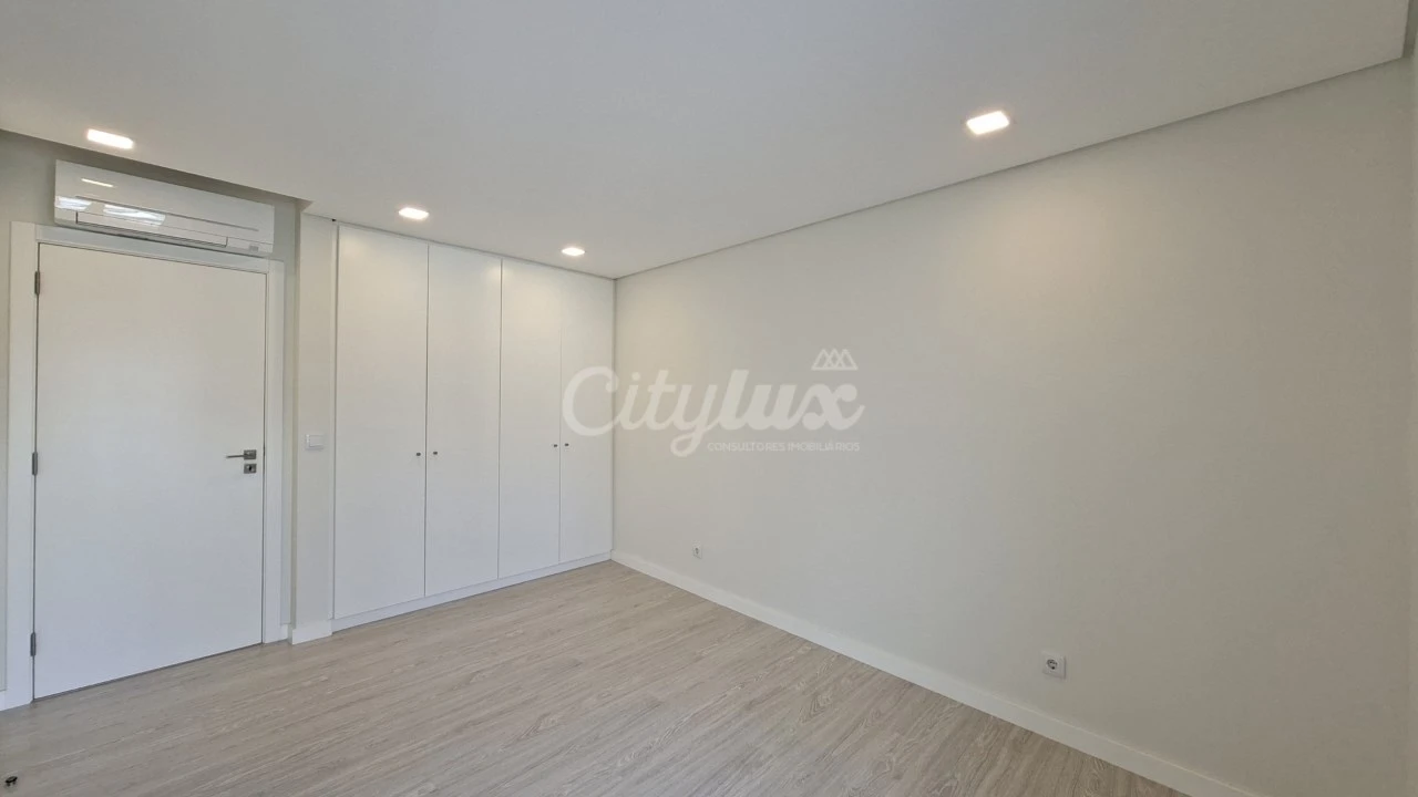 Apartamento T2 para Venda em Cascais e Estoril Foto 16