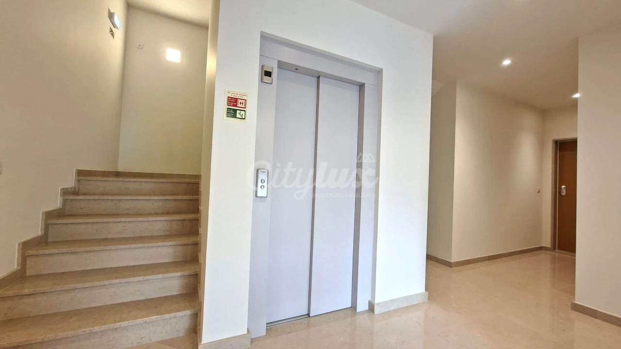 Apartamento T2 para Venda em Cascais e Estoril Foto 24