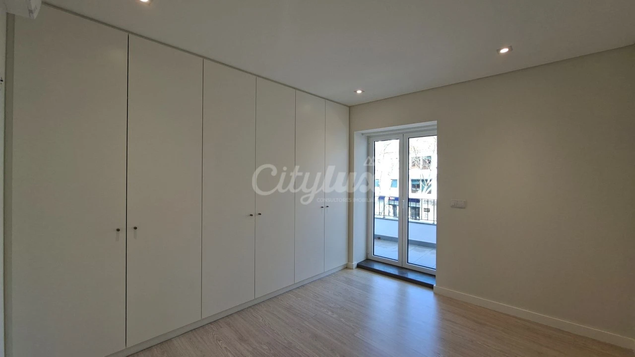 Apartamento T2 para Venda em Cascais e Estoril Foto 13