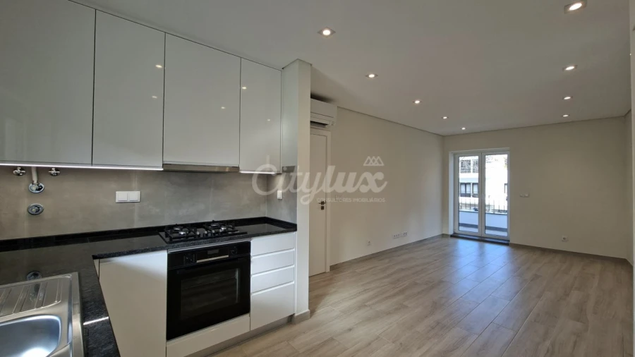 Apartamento T2 para Venda em Cascais e Estoril Foto 9