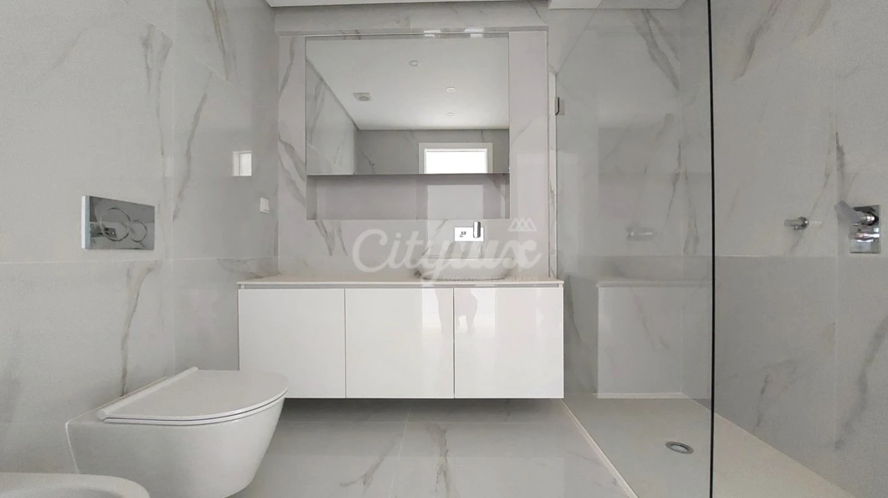 Apartamento T3 para Venda em Carcavelos e Parede Foto 39