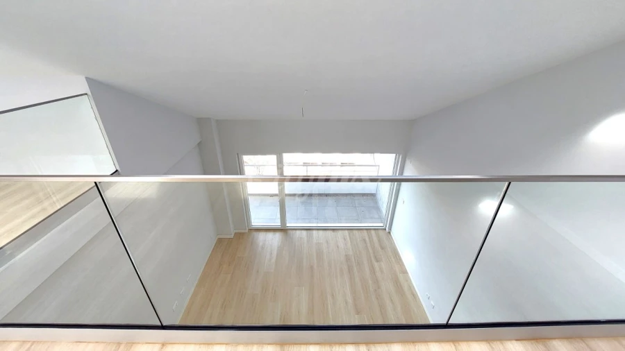 Apartamento T3 para Venda em Carcavelos e Parede Foto 13