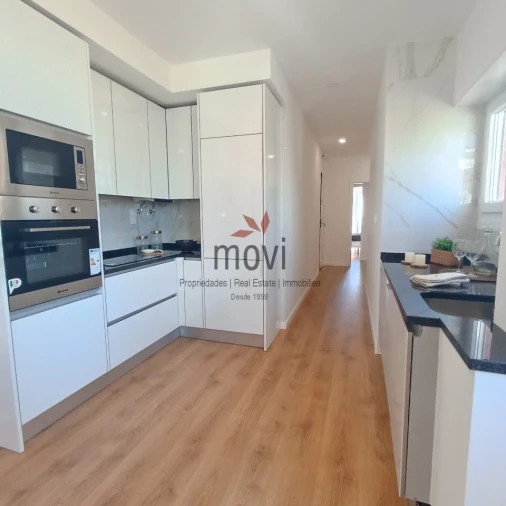 Apartamento T3 para Venda em Benfica Foto 4