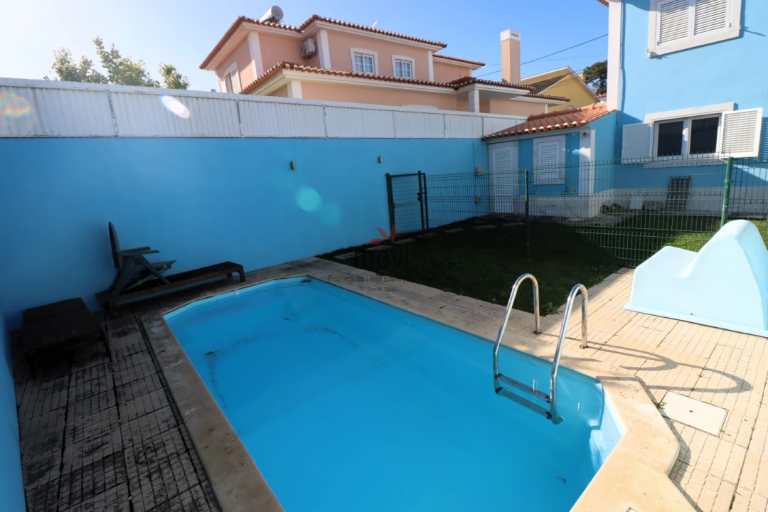 Moradia T4 para Venda em Cascais e Estoril Foto 3