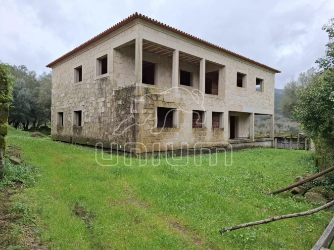 Moradia T4 para Venda em São Pedro de Arcos Foto 6