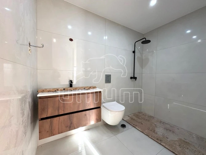 Moradia T2 para Venda em Areosa Foto 10