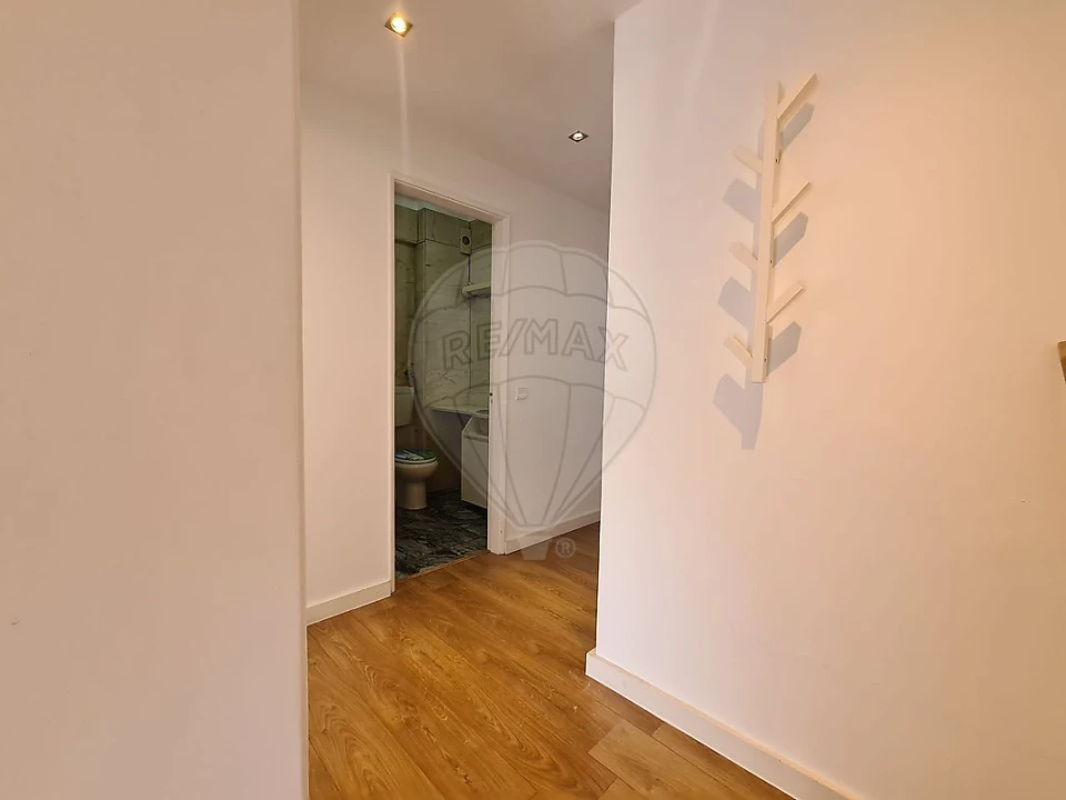 Apartamento T2 para Arrendamento em Sacavém e Prior Velho Foto 12