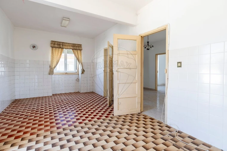 Moradia T2 para Venda em Vimeiro Foto 8