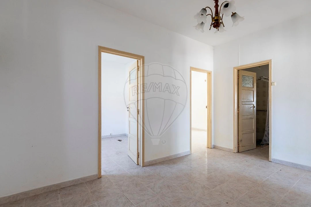 Moradia T2 para Venda em Vimeiro Foto 6