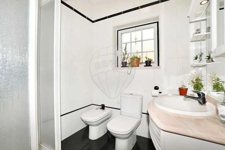 Moradia T3 para Venda em Castanheira do Ribatejo e Cachoeiras Foto 14