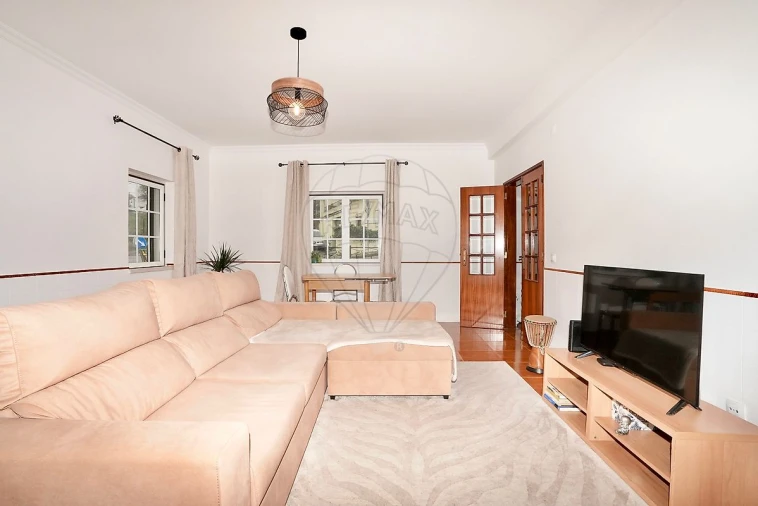 Moradia T3 para Venda em Castanheira do Ribatejo e Cachoeiras Foto 2