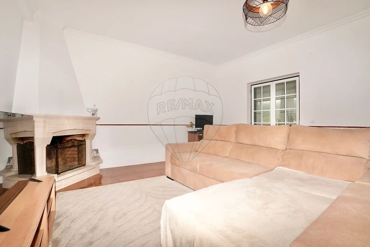 Moradia T3 para Venda em Castanheira do Ribatejo e Cachoeiras Foto 1