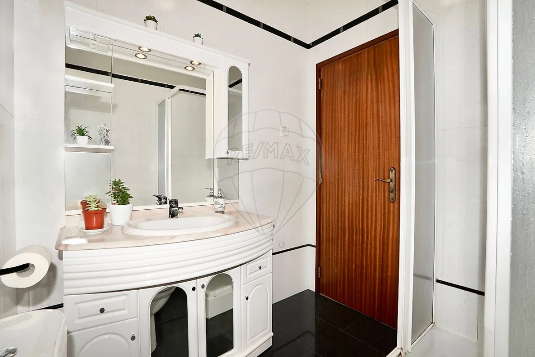 Moradia T3 para Venda em Castanheira do Ribatejo e Cachoeiras Foto 11