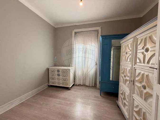 Moradia T4 para Venda em Santa Marinha e São Pedro da Afurada Foto 6