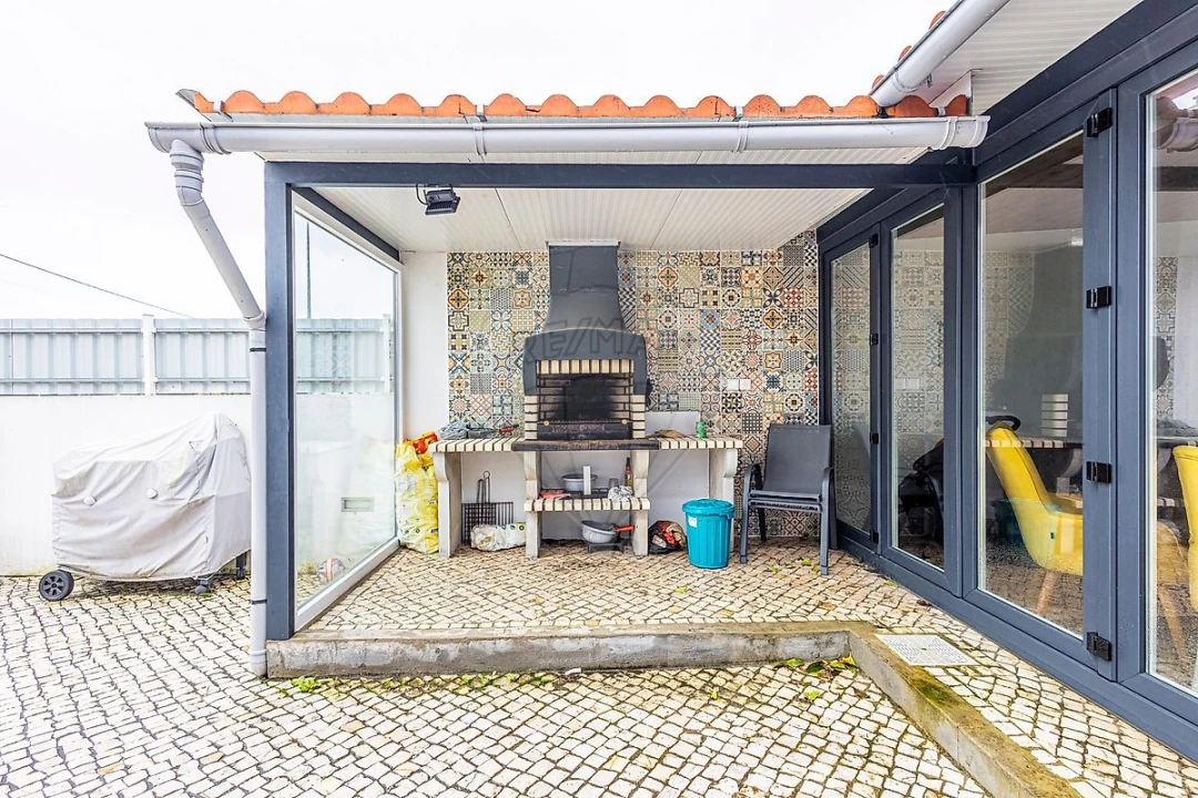 Moradia T3 para Venda em Aveiras de Baixo Foto 30