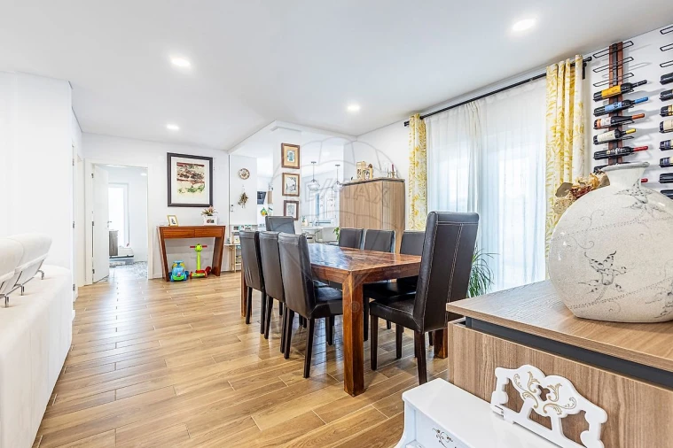 Moradia T3 para Venda em Aveiras de Baixo Foto 11