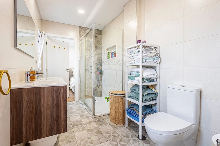 Moradia T3 para Venda em Aveiras de Baixo Foto 3