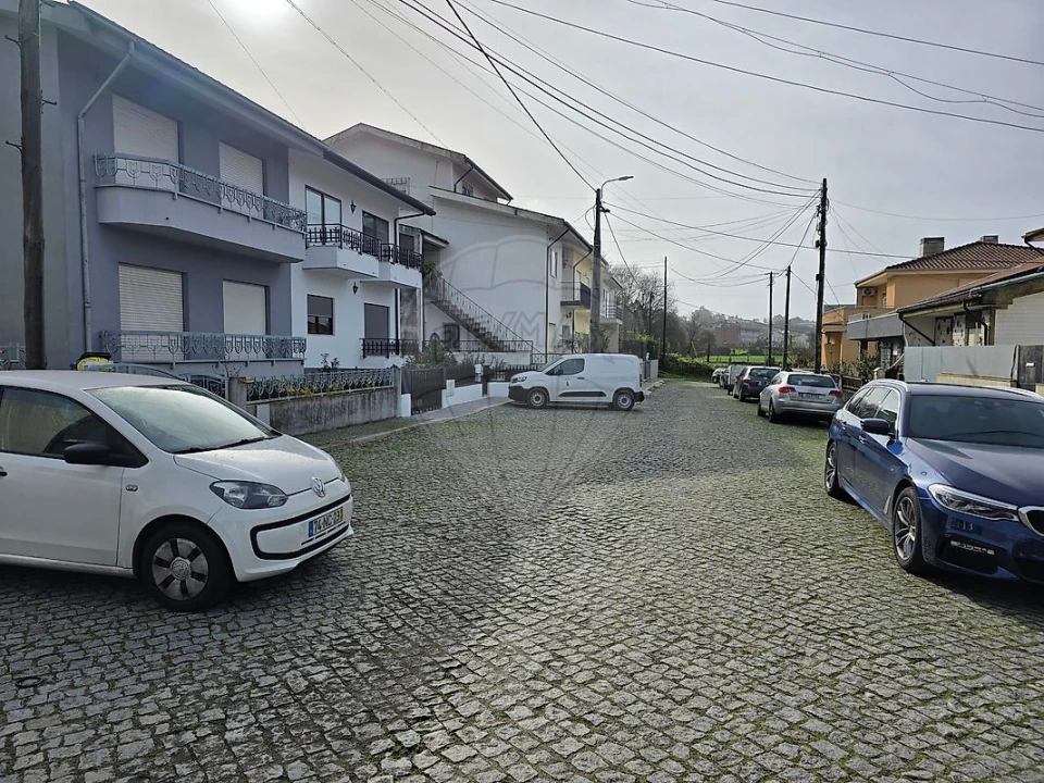 Terreno para Venda em Milheiros Foto 15