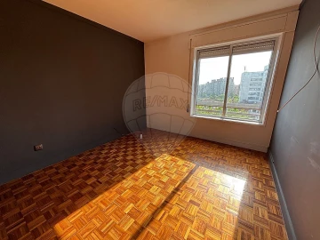Apartamento T3 para Arrendamento em Campanhã