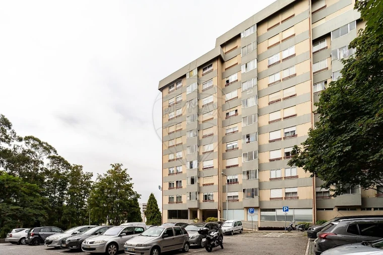 Apartamento T3 para Arrendamento em Campanhã Foto 15