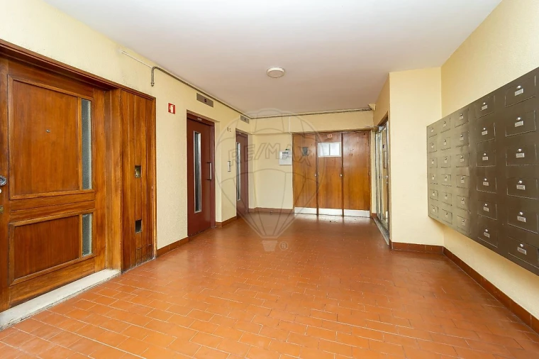 Apartamento T3 para Arrendamento em Campanhã Foto 18