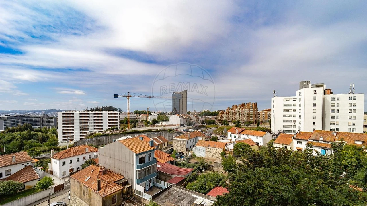Apartamento T3 para Arrendamento em Campanhã Foto 27