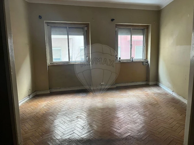 Apartamento T1 para Venda em Moscavide e Portela Foto 3