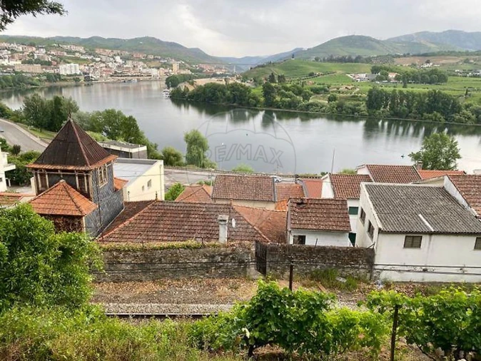Moradia T3 para Venda em Peso da Régua e Godim Foto 18