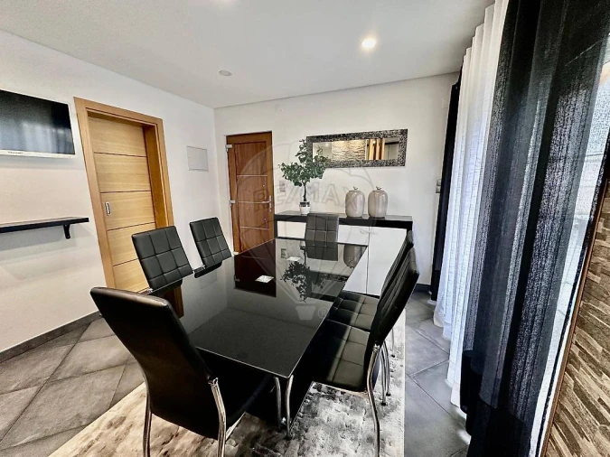 Apartamento T3 para Venda em Peso da Régua e Godim Foto 3