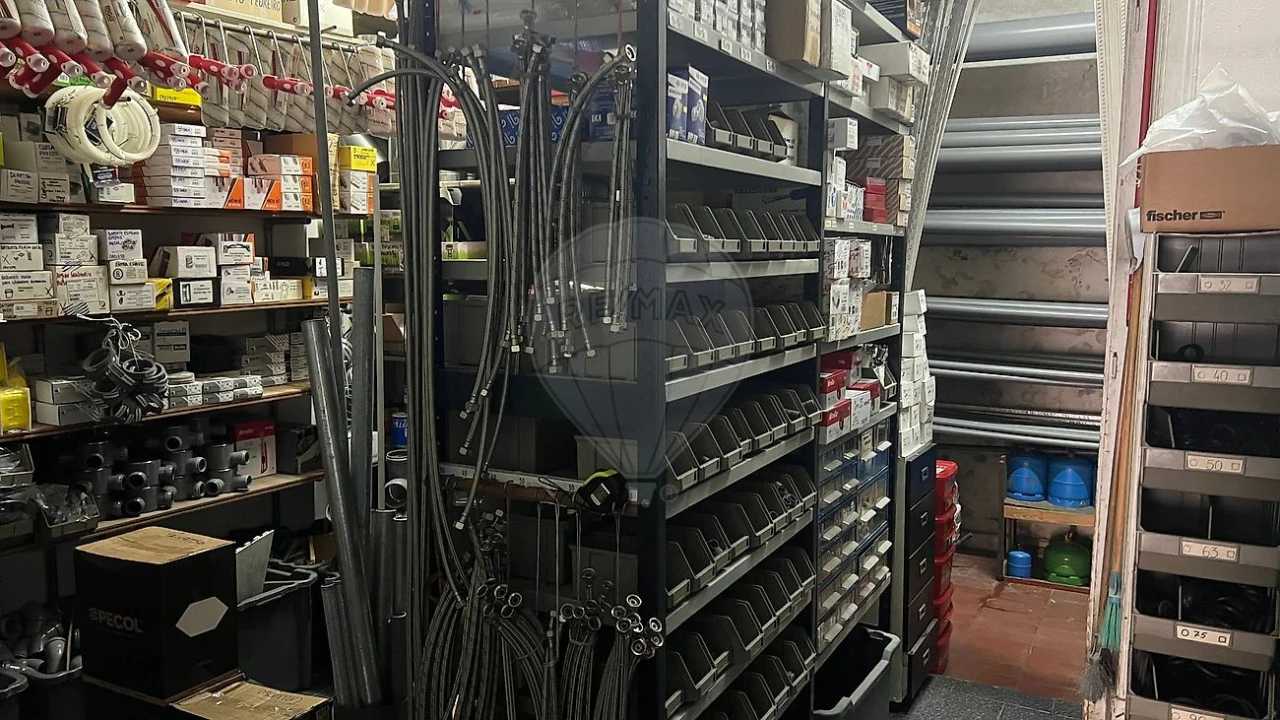 Loja para Venda em Campo de Ourique Foto 5