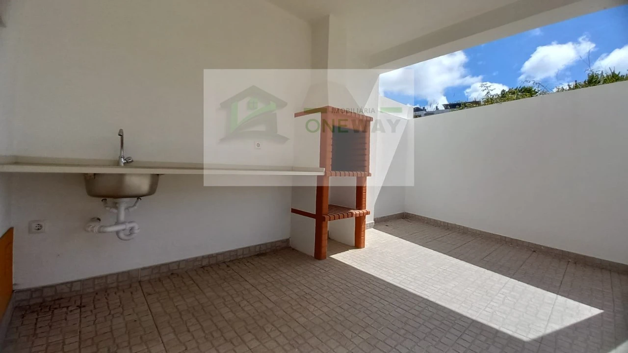 Moradia T3 para Venda em Ericeira Foto 23