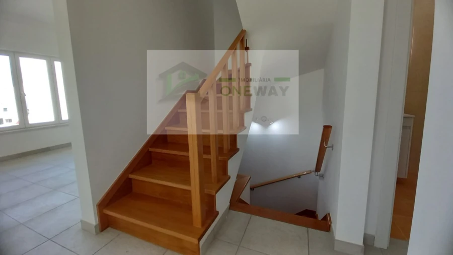 Moradia T3 para Venda em Ericeira Foto 16