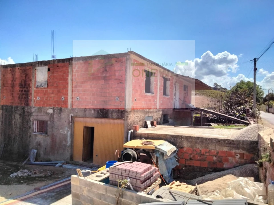 Moradia T4 para Venda em Freiria Foto 17