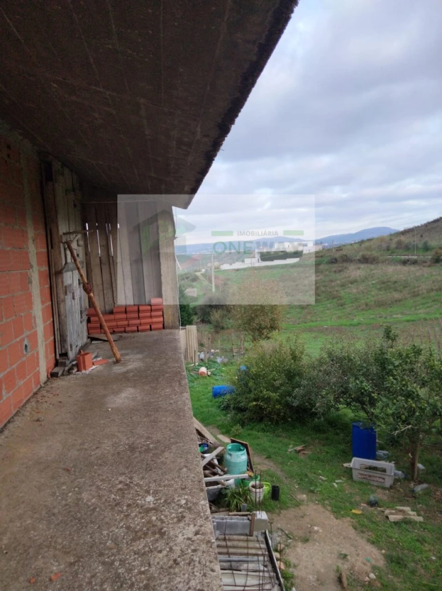 Moradia T4 para Venda em Freiria Foto 33