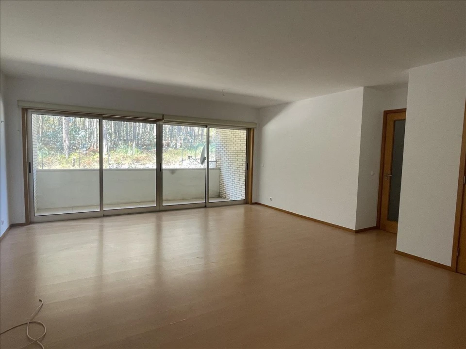 Apartamento T3 para Venda em Moreira Foto 2