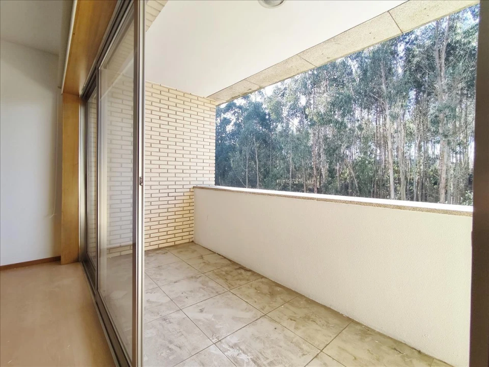 Apartamento T3 para Venda em Moreira Foto 4