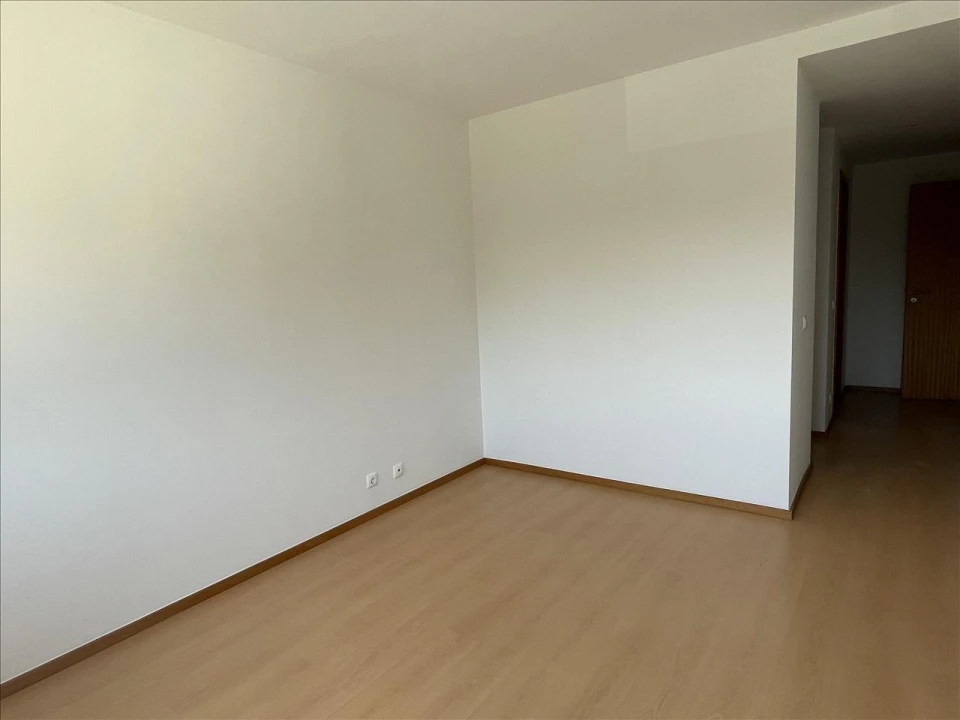 Apartamento T3 para Venda em Moreira Foto 8