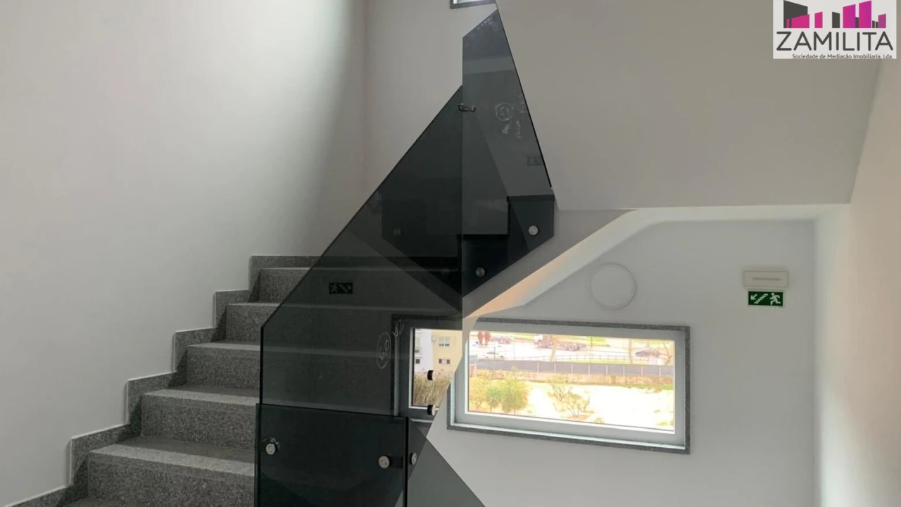 Apartamento T2 para Venda em Seixal, Arrentela e Aldeia de Paio Pires Foto 12