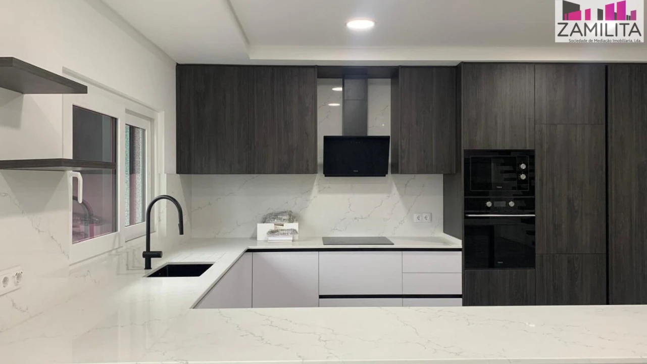 Apartamento T2 para Venda em Seixal, Arrentela e Aldeia de Paio Pires Foto 3