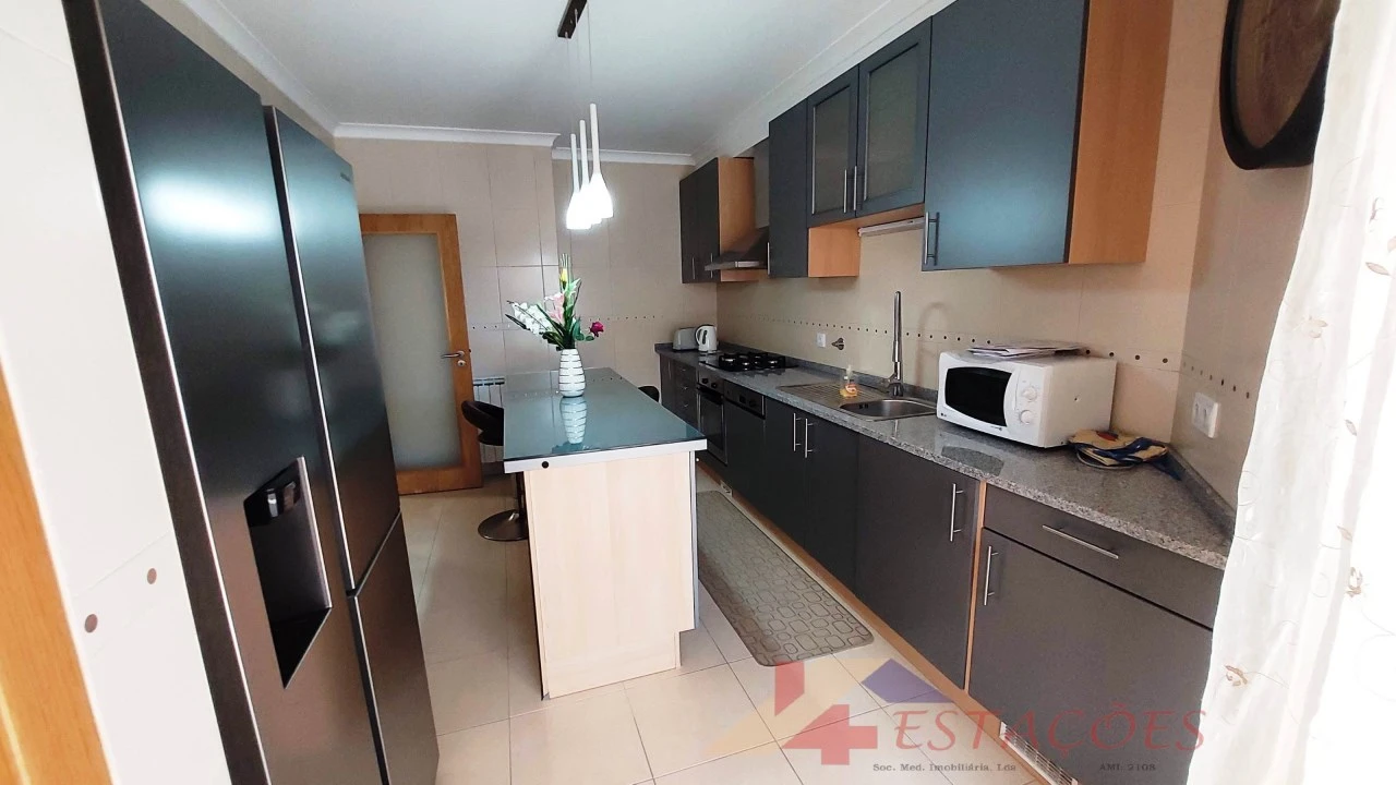 Apartamento T1 para Venda em Soure Foto 2