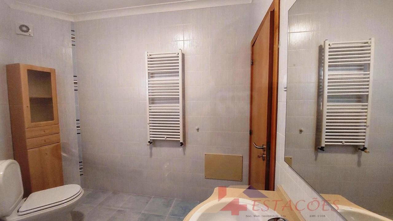 Apartamento T1 para Venda em Soure Foto 18