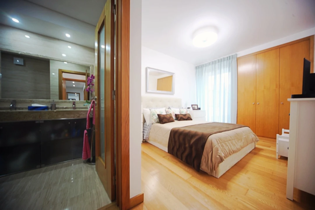 Apartamento T3 para Venda em Ramada e Caneças Foto 7