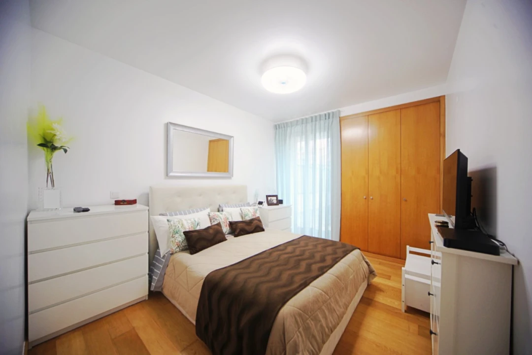 Apartamento T3 para Venda em Ramada e Caneças Foto 8