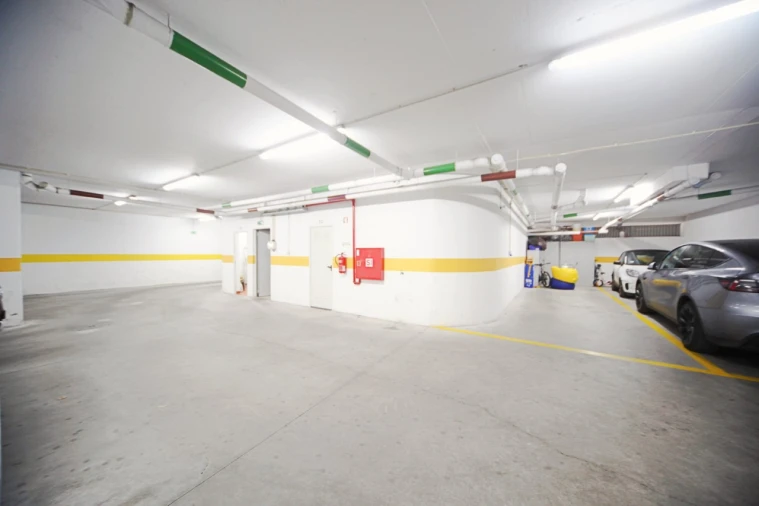 Apartamento T3 para Venda em Ramada e Caneças Foto 14