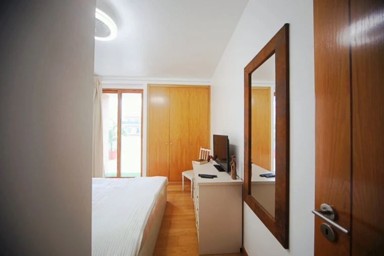 Apartamento T3 para Venda em Ramada e Caneças Foto 31