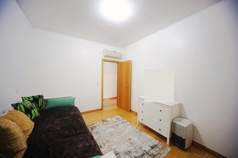 Apartamento T3 para Venda em Ramada e Caneças Foto 35